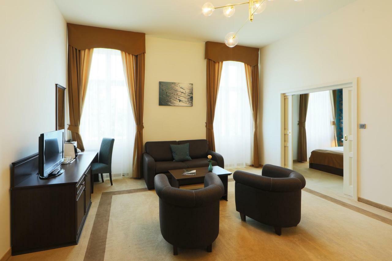 Ipoly Hotel Boutique Rooms & Suites Balatonfured Exterior photo