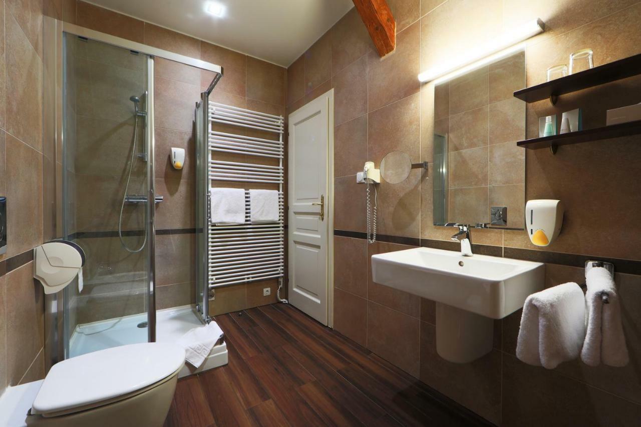 Ipoly Hotel Boutique Rooms & Suites Balatonfured Exterior photo