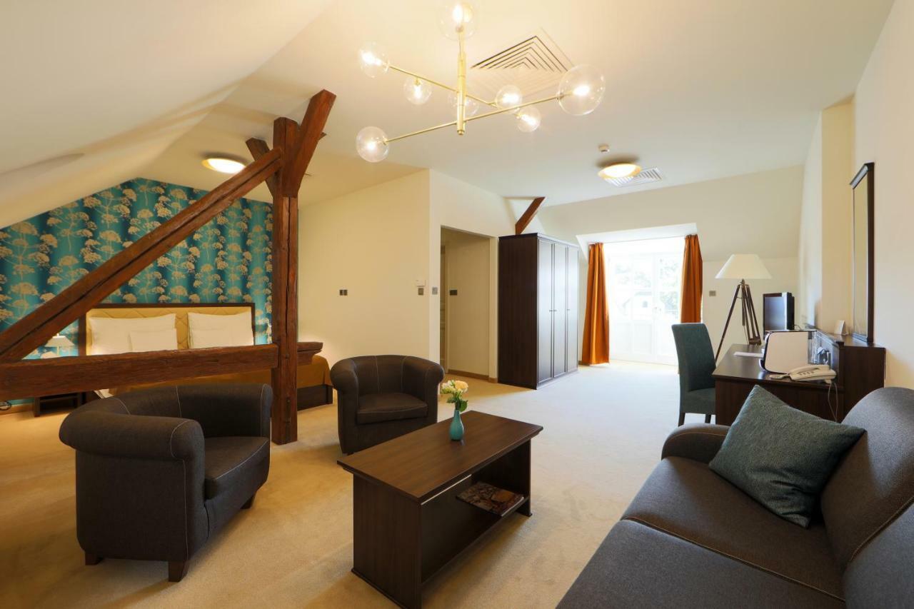 Ipoly Hotel Boutique Rooms & Suites Balatonfured Exterior photo